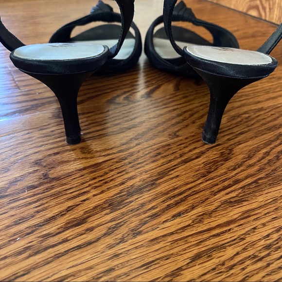 FIONI Black Knot Heels - Picture 3 of 4